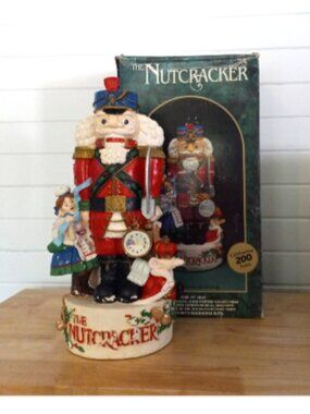 16" Musical Nutcracker Ceramic Hand Painted Sankyo Music Box Sugar Plum IOB